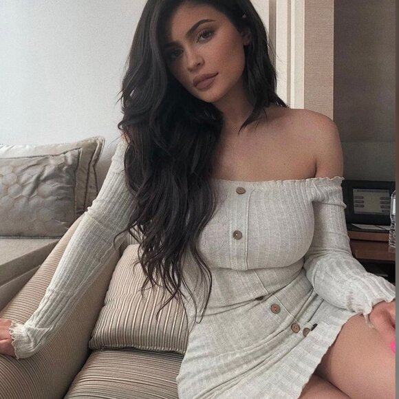 5 items women's tops sweaters and dresses - Picture 4 of 5